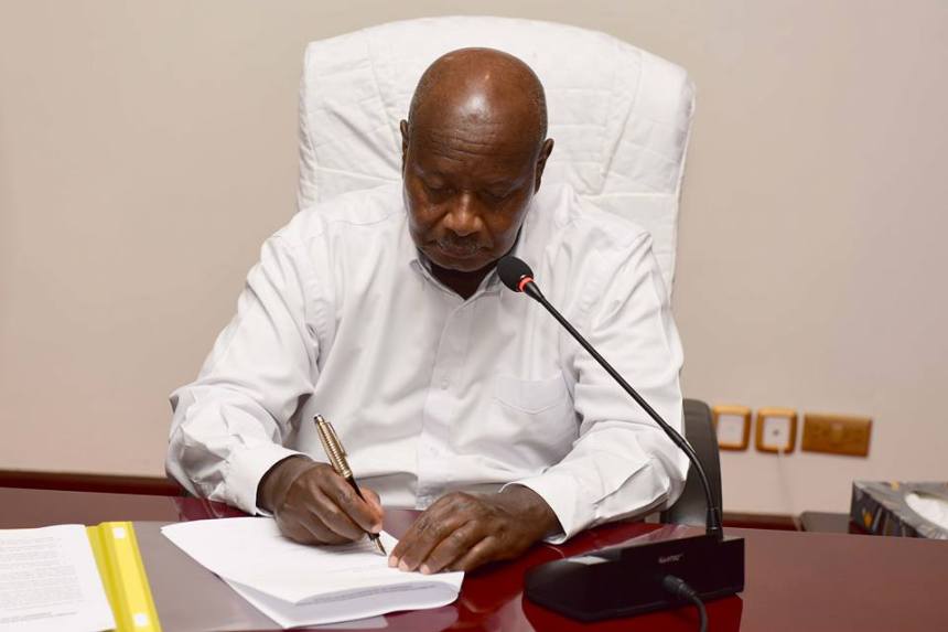 Museveni Signs Computer Misuse Act, Offenders to Face 7 Years Jail Term