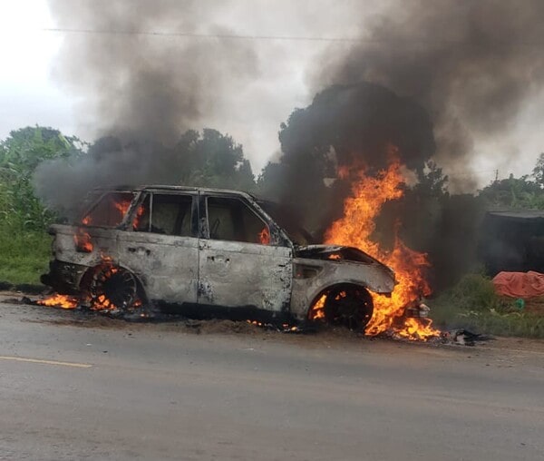 Man survives death as Range Rover goes aflame on Kla-Masaka highway