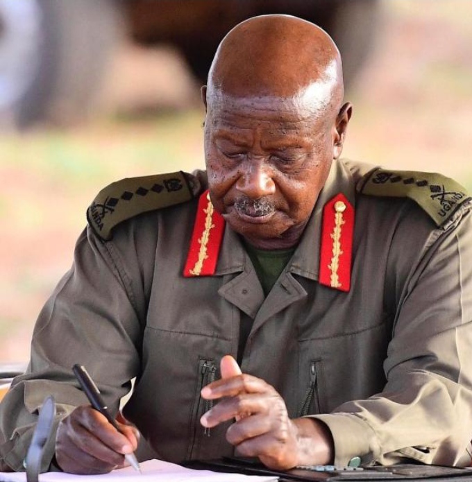 Museveni Makes Mini Army Leadership Reshuffle