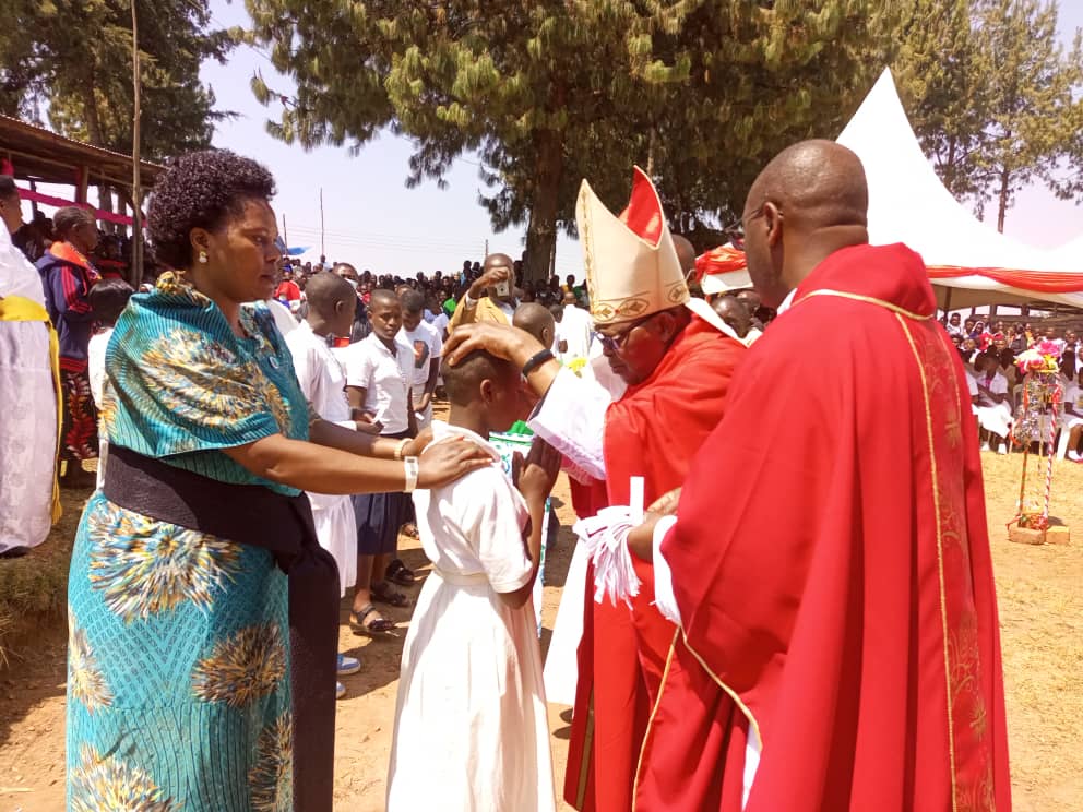 Bishop Rubaramira Confirms Over 600 Christians Into The Catholic Faith 