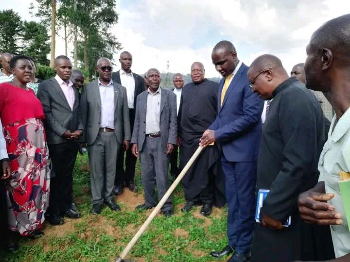 Minister Musasizi launches construction of Fr. Kabasharira memorial hospital 