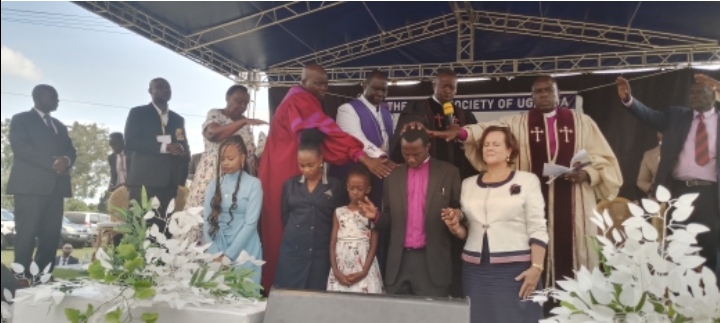 Bishop Dr. Silas, wife, Children and the a group of Clergy during consecration at Kamukuzi hill