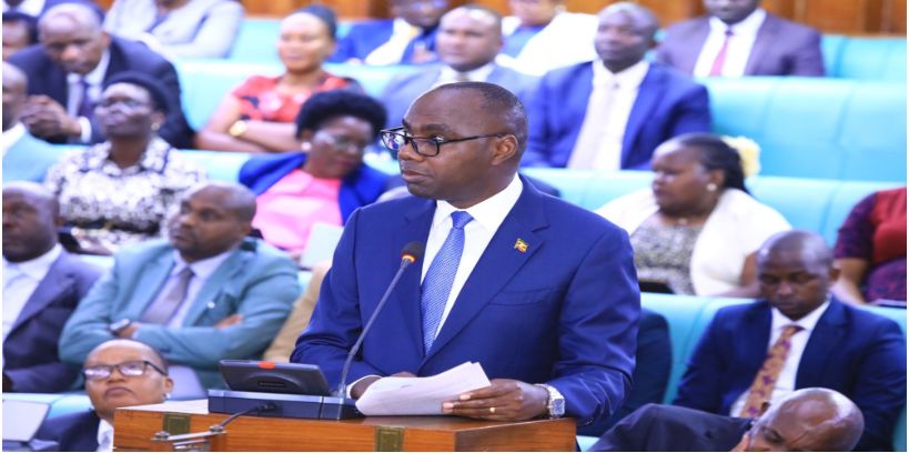 Government urges Ugandans against panic buying of Dollars as Shilling faces pressure